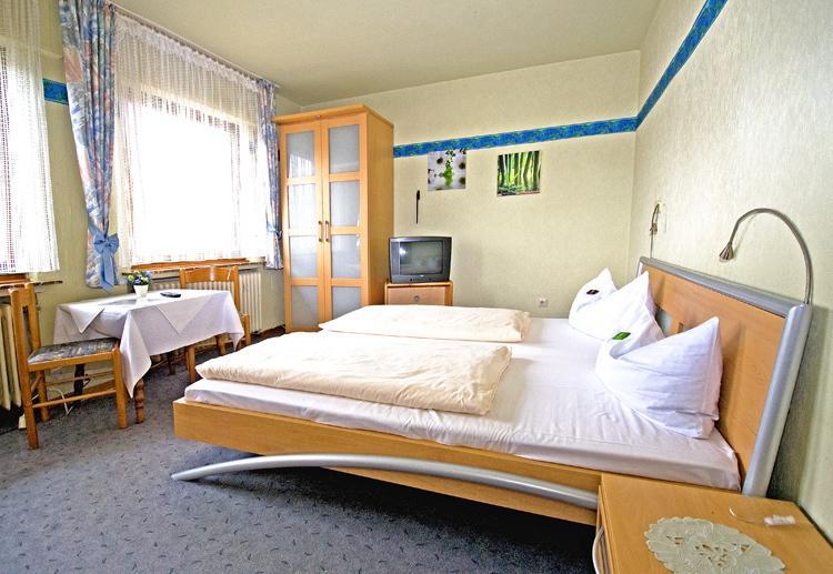 Pension "Dorfkrug" Winterberg Habitación foto